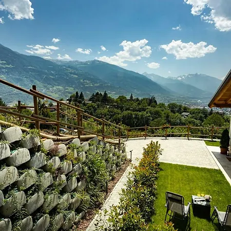 Holiday home A&g - Elegante Casa 100 Mq Su Due Piani Con Wi-fi-giardino-parcheggio Aosta