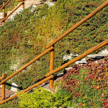 Feriehus A&g - Elegante Casa 100 Mq Su Due Piani Con Wi-fi-giardino-parcheggio *